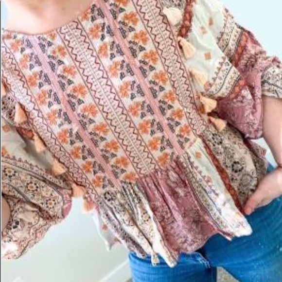 American Eagle Outfitters Tops - Boho Tassel Blouse